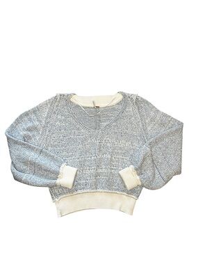 Blue free people sweater🍒
